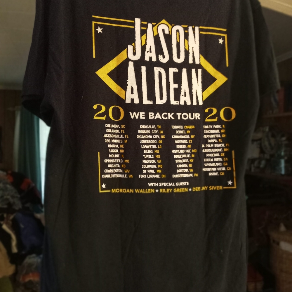 JASON ALDEAN WE BACK TOUR 2020. - Picture 3 of 4